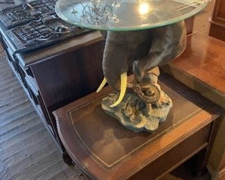 ELEPHANT LAMP TABLE