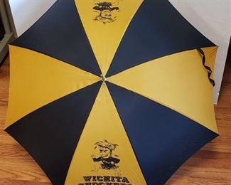Vintage WSU Nylon Umbrella ~ 40 in. span.
