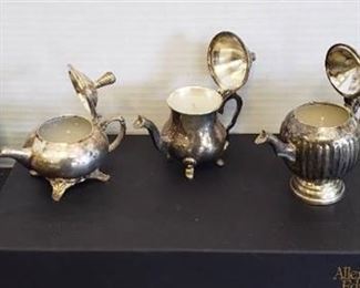 Set of 3 VT Co. Candles in Silverplated Tea Pots and 2 Party Lite Candle Items