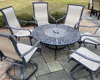 Laacke and Joys fire 🔥 pit set 6 chairs two that swivel