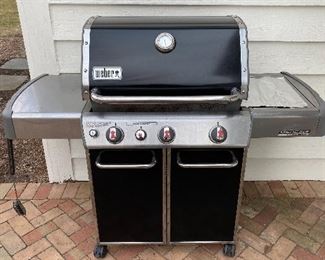 Weber grill with side burner