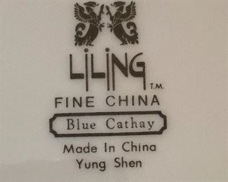 China service for 10
LiLing Blue Cathay 