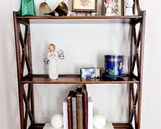 Vintage wall shelf with 2 drawers