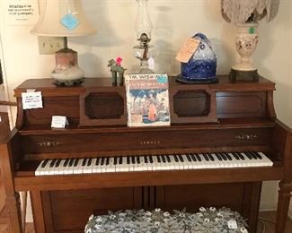 Beautiful Yamaha walnut console piano