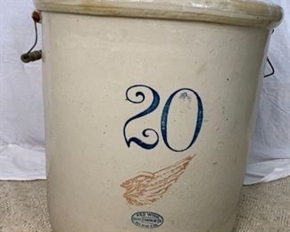 Redwing Union Stoneware Co No Twenty Gallon Pot