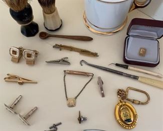 Vintage Mens Jewelry, Pocket Knives, and Cuff Links