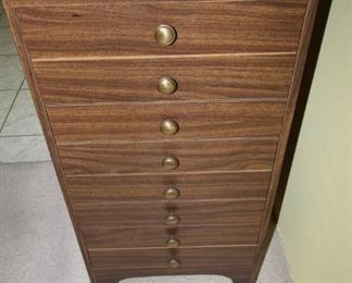 $50. Lingerie/jewelry/ sheet music 8 drawer chest.