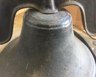 Large CastIron Farm and Dinner Bell