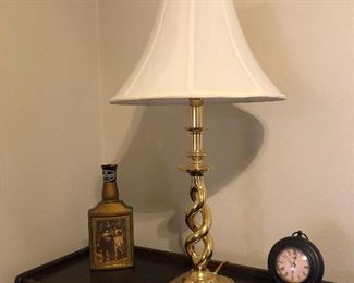Other matching brass lamp