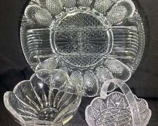 deviled egg tray and serving ware