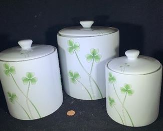 clover pattern canister set