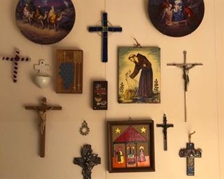 This sale will have a wide variety of religious icons, rosaries, crosses, statues, books, etc.