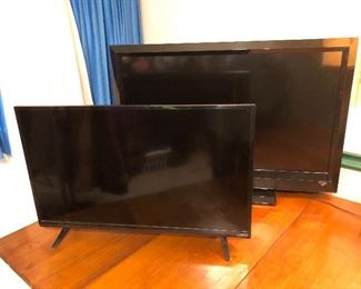 37” HDTV with remote. 
32” HDTV with remote. 
