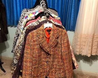 Very nice ladies jackets sized M to XL