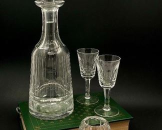 Waterford Mid Century pattern “Deirdre”. Decanter, 2 cordials, and small vase. Condition is as if never used. GORGEOUS! 