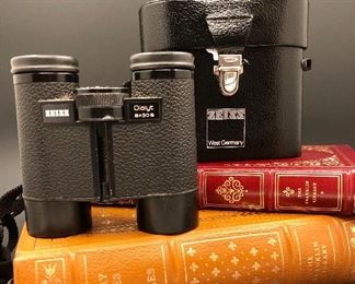 Carl Zeiss 8x30 B Dialyt Binoculars w/ Leather case & Strap 