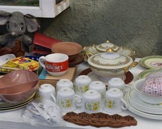Vintage dishes