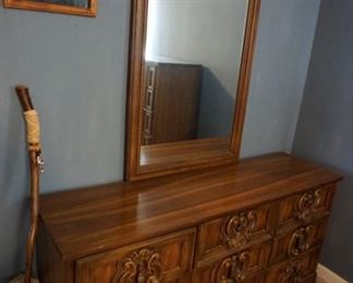 dresser