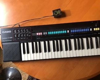 Casio Casiotone CT-380 Keyboard $145 (Photo 2/5)