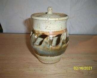 Studio Art Pottery - Garlic Holder