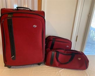 American Tourister 3Piece Luggage Set