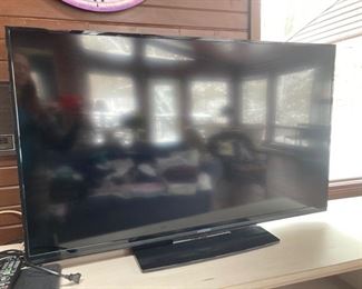 121 50 inch Insignia TV