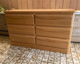 81 6 Drawer Dresser