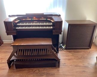 An Allen Digital Computer Organ. Serial Number listed 432-TH 57588 in great condition. Some keys not seeming to work but that could be operational error. Comes with program cards and original bench seat. External wood framed speaker included as well.

https://ctbids.com/#!/description/share/768298