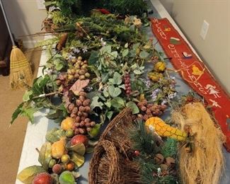 Assortment of Artificial wreaths & Christmas decor, greenery and more.

https://ctbids.com/#!/description/share/768241