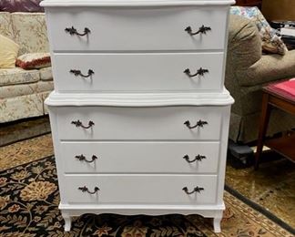 Solid Wooden 5-Drawer Vintage Chest of Drawers