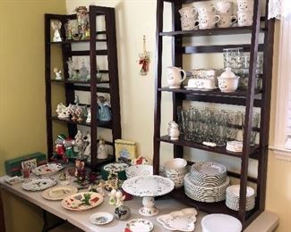 Pfaltzgraff Winterberry china and other great items
