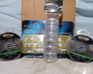 Fish hooks and swivels lot with containers