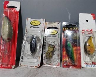 Lot of 5 fishing lures
