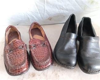 2 pairs leather shoes size 8.5