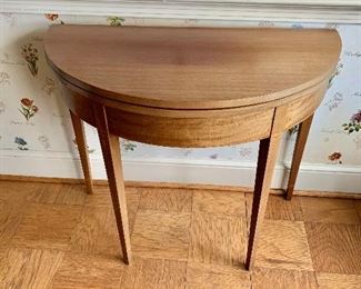 $120 - Vintage round gateleg table made by Copenhaver's Furniture, Winchester, Va.; AS IS - significant, sun fading on top when closed. 29" H x 35" W x 18" D when closed - PAINT ME!