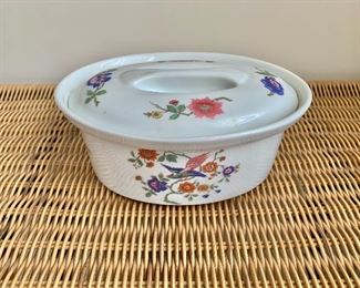 $30 - Cordon Bleu oval baking dish with lid; 7.5" W x 5.5 D x 3" H