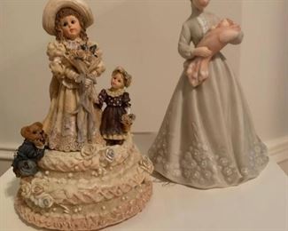 Boyds Music Box and Mother and Baby