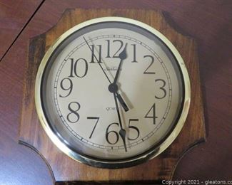 Vintage Wooden Sunbeam Quartz Wall Clock with Brass Trim