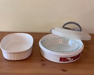 Corning Ware Bakeware, Pie Container with Pyrex Bakeware