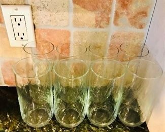 Set of 8 white clear glasses