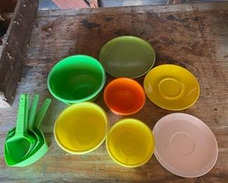 Vintage Colorful Plastic & Melamine Dishware