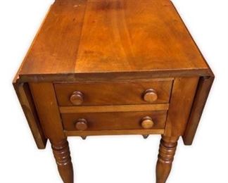 119Atq Cherry Drop Leaf Accent Table