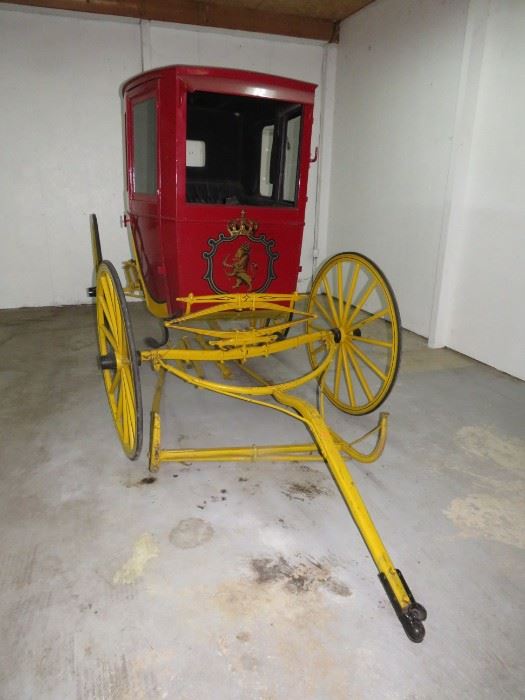 $1800.00,  Strohs Beer Horse Carriage two seater VG condition, inside needs detailing
