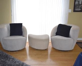 accent chairs and ottoman