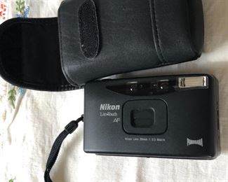 Nikon AF600 Lite Touch AF 35mm Point & Shoot Camera $90