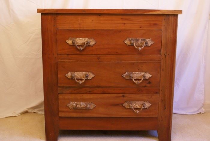 Florence Chest of Drawers 
