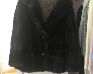 Arthur Steven’s designed short mink fur coat