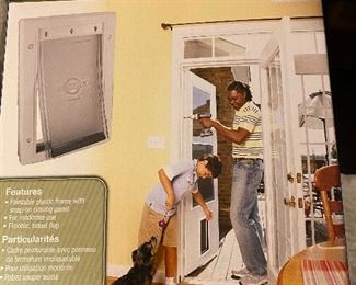 Brand new pet door $20