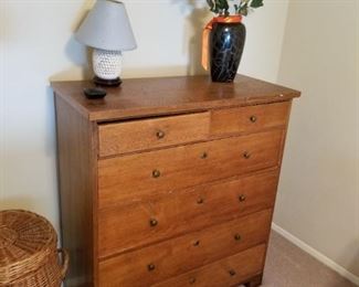 6 drawer chest fits in small or medium bedroom