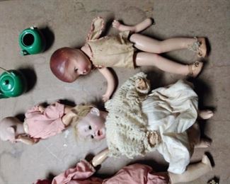Dolls, parts